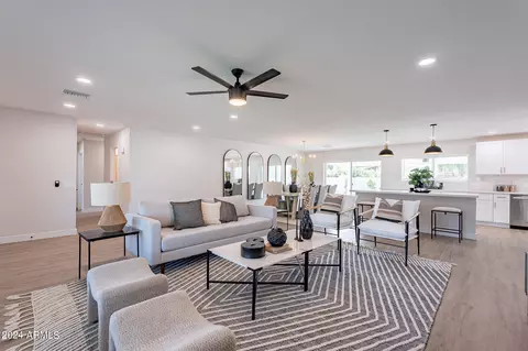 1863 E Oxford Dr, Tempe, AZ 85283 photo 9