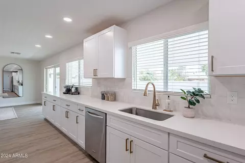 1863 E Oxford Dr, Tempe, AZ 85283 photo 17