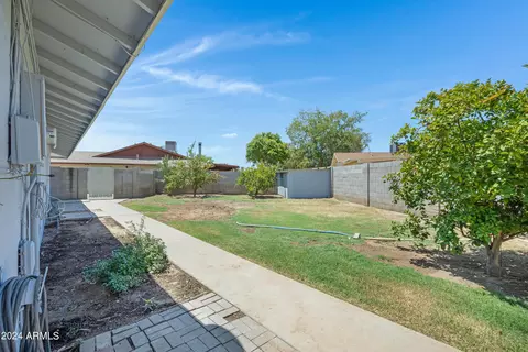 5613 N 45th Dr, Glendale, AZ 85301 photo 34