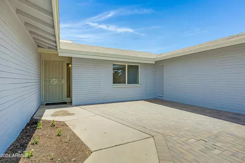 5613 N 45th Dr, Glendale, AZ 85301 photo 3