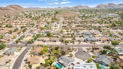 860 E Paradise Ln, Phoenix, AZ 85022 photo 42