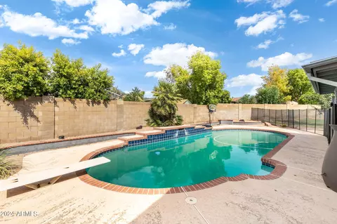860 E Paradise Ln, Phoenix, AZ 85022 photo 35