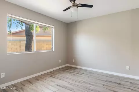 860 E Paradise Ln, Phoenix, AZ 85022 photo 25