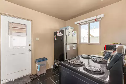 1014 E Weldon Ave, Phoenix, AZ 85014 photo 12