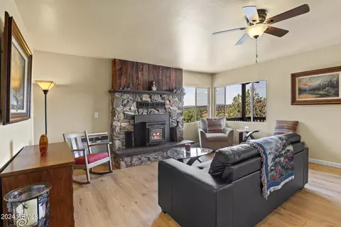 219 E Pine St, Payson, AZ 85541 photo 11