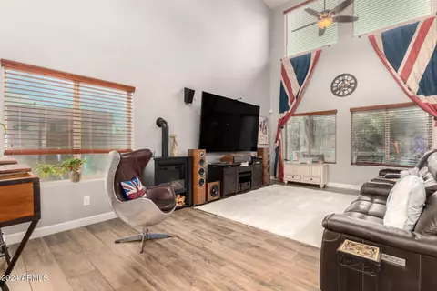 1645 W Blaylock Dr, Phoenix, AZ 85085 photo 4