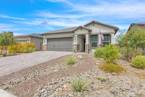 8854 S 165th Ave, Goodyear, AZ 85338