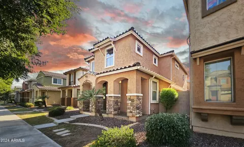 128 N 86th Ln, Tolleson, AZ 85353