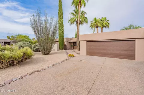 1062 N Boulder Dr, Carefree, AZ 85377