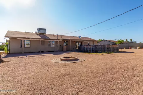 539 S Palm Dr, Mesa, AZ 85208