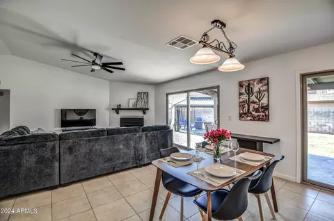 4825 E Desert View Dr, Phoenix, AZ 85044 photo 5