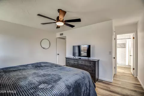 4825 E Desert View Dr, Phoenix, AZ 85044 photo 15