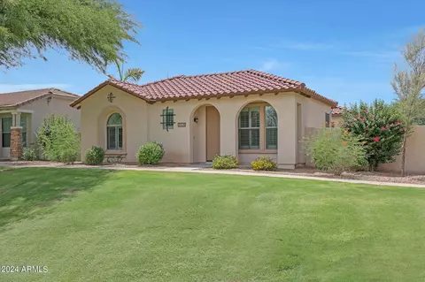 4408 E Woodside Way, Gilbert, AZ 85297 photo 4
