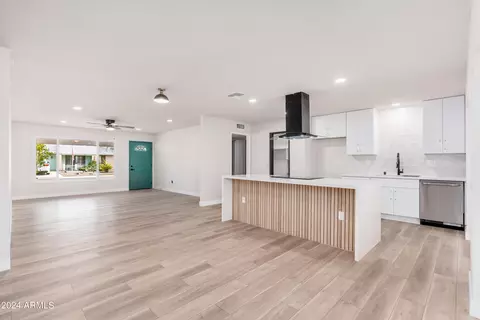 9839 W Emberwood Dr, Sun City, AZ 85351