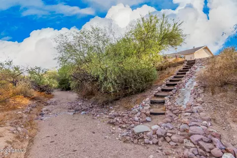 Exterior - 735 N Arroya Rd, Apache Junction, AZ 85119 photo 15 of 20