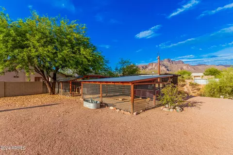 Exterior - 735 N Arroya Rd, Apache Junction, AZ 85119 photo 5 of 20