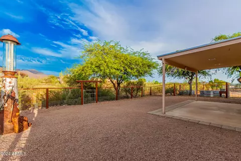 Exterior - 735 N Arroya Rd, Apache Junction, AZ 85119 photo 10 of 20