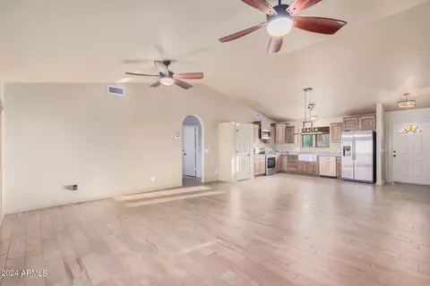 Living - 735 N Arroya Rd, Apache Junction, AZ 85119 photo 2 of 5