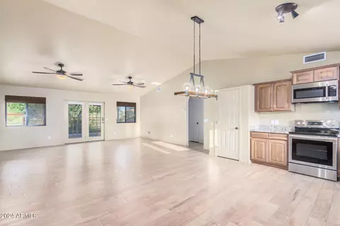 Living - 735 N Arroya Rd, Apache Junction, AZ 85119 photo 5 of 5