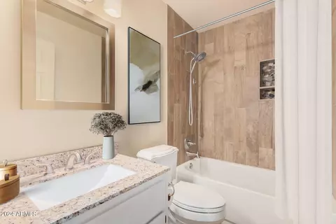 Bath - 735 N Arroya Rd, Apache Junction, AZ 85119 photo 3 of 3
