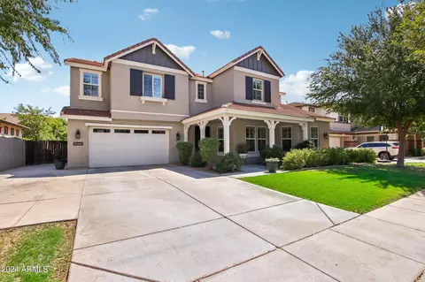 3653 E Comstock Dr, Gilbert, AZ 85296 photo 2