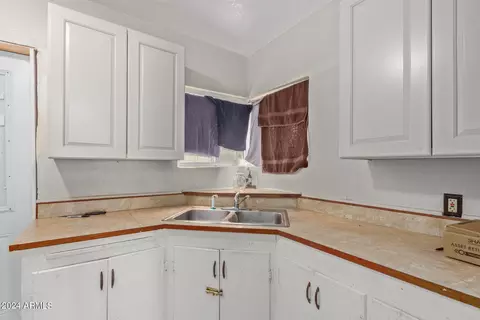 1550 E Cortez St, Phoenix, AZ 85020 photo 10