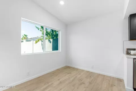 422 E Behrend Dr, Phoenix, AZ 85024 photo 6