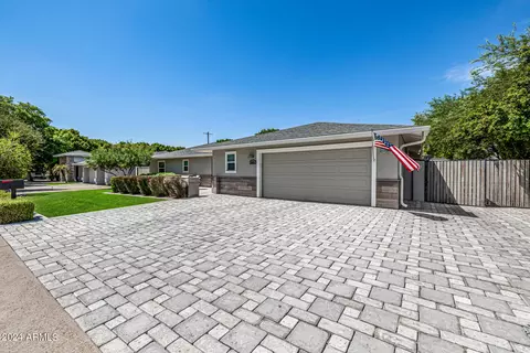 4934 E Mitchell Dr, Phoenix, AZ 85018 photo 2