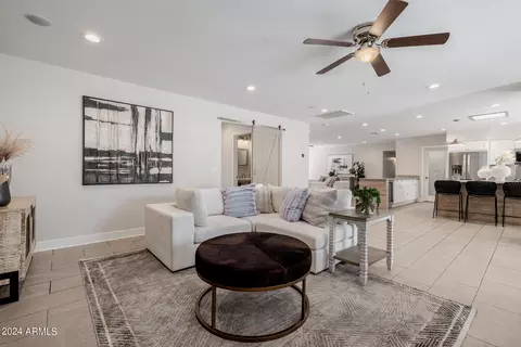 4934 E Mitchell Dr, Phoenix, AZ 85018 photo 10