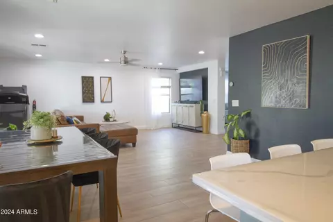 1908 E Parkside Ln, Phoenix, AZ 85024 photo 13