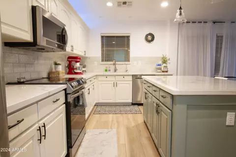 1908 E Parkside Ln, Phoenix, AZ 85024 photo 14