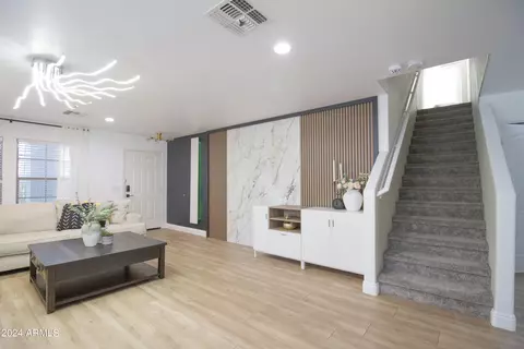 1908 E Parkside Ln, Phoenix, AZ 85024 photo 9