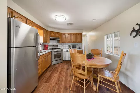 17465 E Meadow Ln, Mayer, AZ 86333 photo 5
