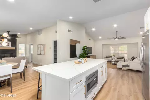 672 E Linda Ln, Gilbert, AZ 85234 photo 13