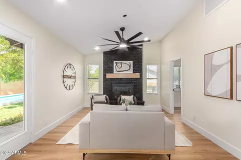 672 E Linda Ln, Gilbert, AZ 85234 photo 7
