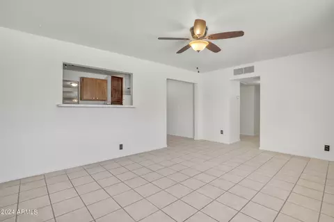3315 E Hubbell St, Phoenix, AZ 85008 photo 4