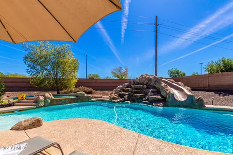 Exterior - 3159 E Coconino Dr, Gilbert, AZ 85298 photo 4 of 13