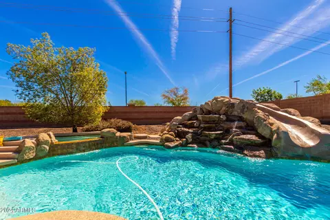 Exterior - 3159 E Coconino Dr, Gilbert, AZ 85298 photo 6 of 13