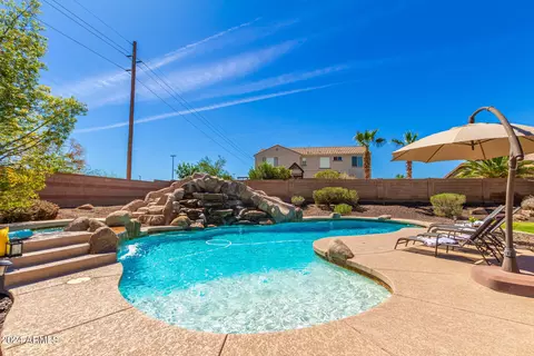 Exterior - 3159 E Coconino Dr, Gilbert, AZ 85298 photo 7 of 13