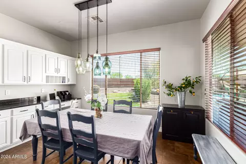Dining - 3159 E Coconino Dr, Gilbert, AZ 85298 photo 3 of 3