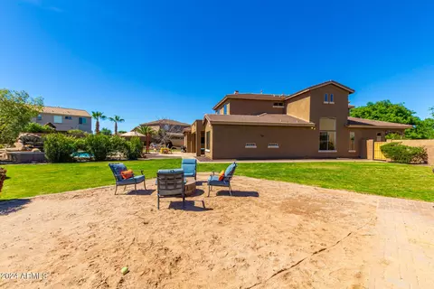 Exterior - 3159 E Coconino Dr, Gilbert, AZ 85298 photo 12 of 13