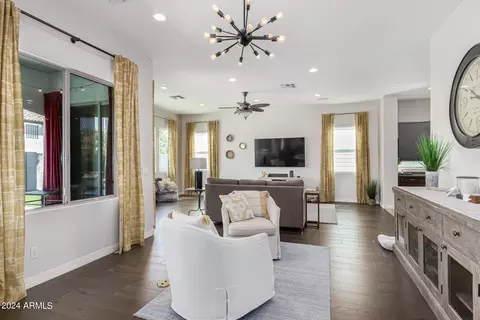 3046 E Turnberry Dr, Gilbert, AZ 85298 photo 9