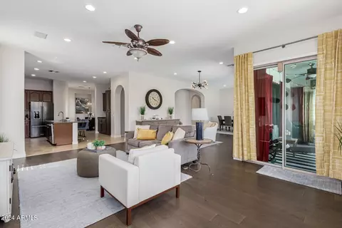 3046 E Turnberry Dr, Gilbert, AZ 85298 photo 10