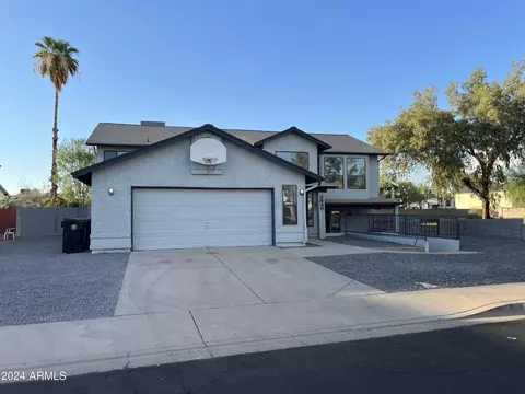 4840 E Downing Cir, Mesa, AZ 85205 photo 2