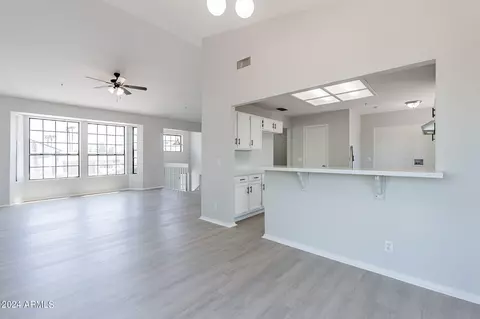 4840 E Downing Cir, Mesa, AZ 85205 photo 5