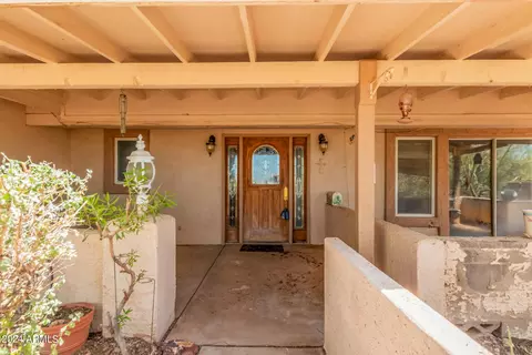 Exterior - 5365 E Sagebrush St, Apache Junction, AZ 85119 photo 4 of 12