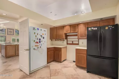 Kitchen - 5365 E Sagebrush St, Apache Junction, AZ 85119 photo 7 of 7