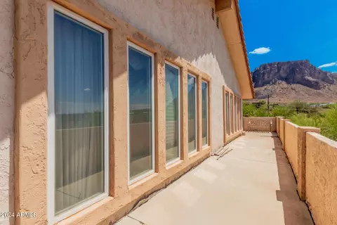 Exterior - 5365 E Sagebrush St, Apache Junction, AZ 85119 photo 9 of 12