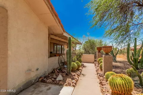 Exterior - 5365 E Sagebrush St, Apache Junction, AZ 85119 photo 3 of 12