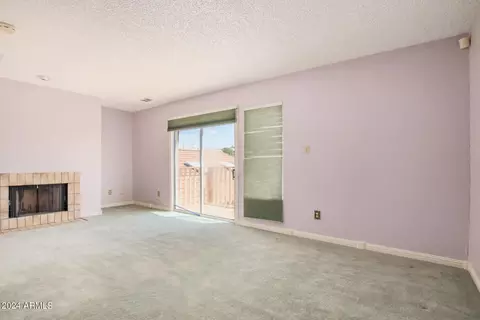 Living - 5365 E Sagebrush St, Apache Junction, AZ 85119 photo 5 of 7